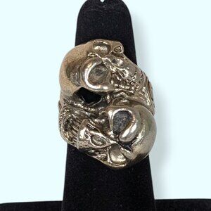 Chunky Double Skull Overlap Ring